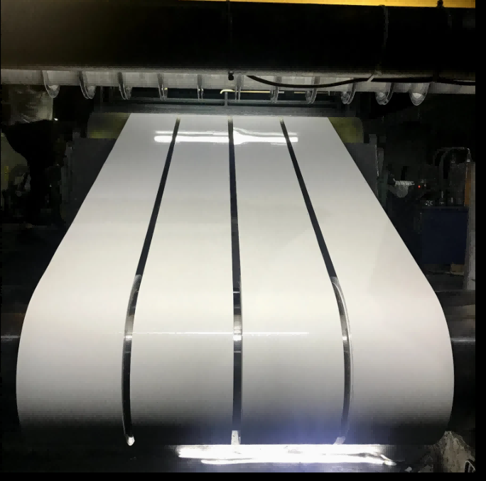 乳白色高光铝卷